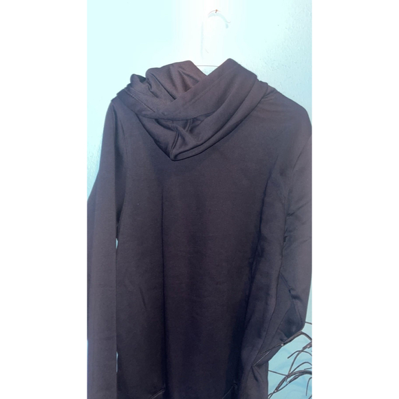 Men’s Medium Under Armour hoodie - Picture 5 of 6